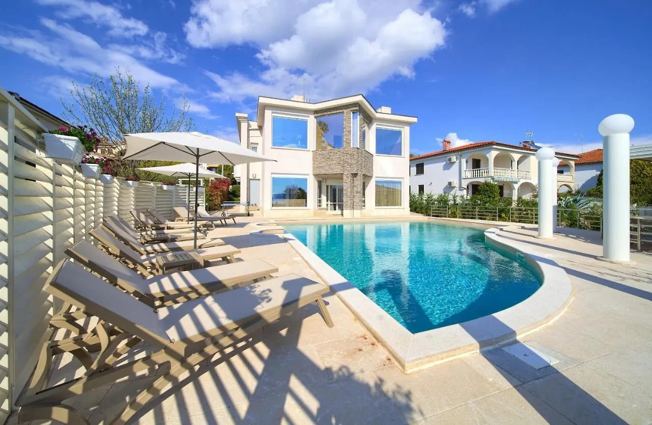 Villa Piano Pinezici  Croatia