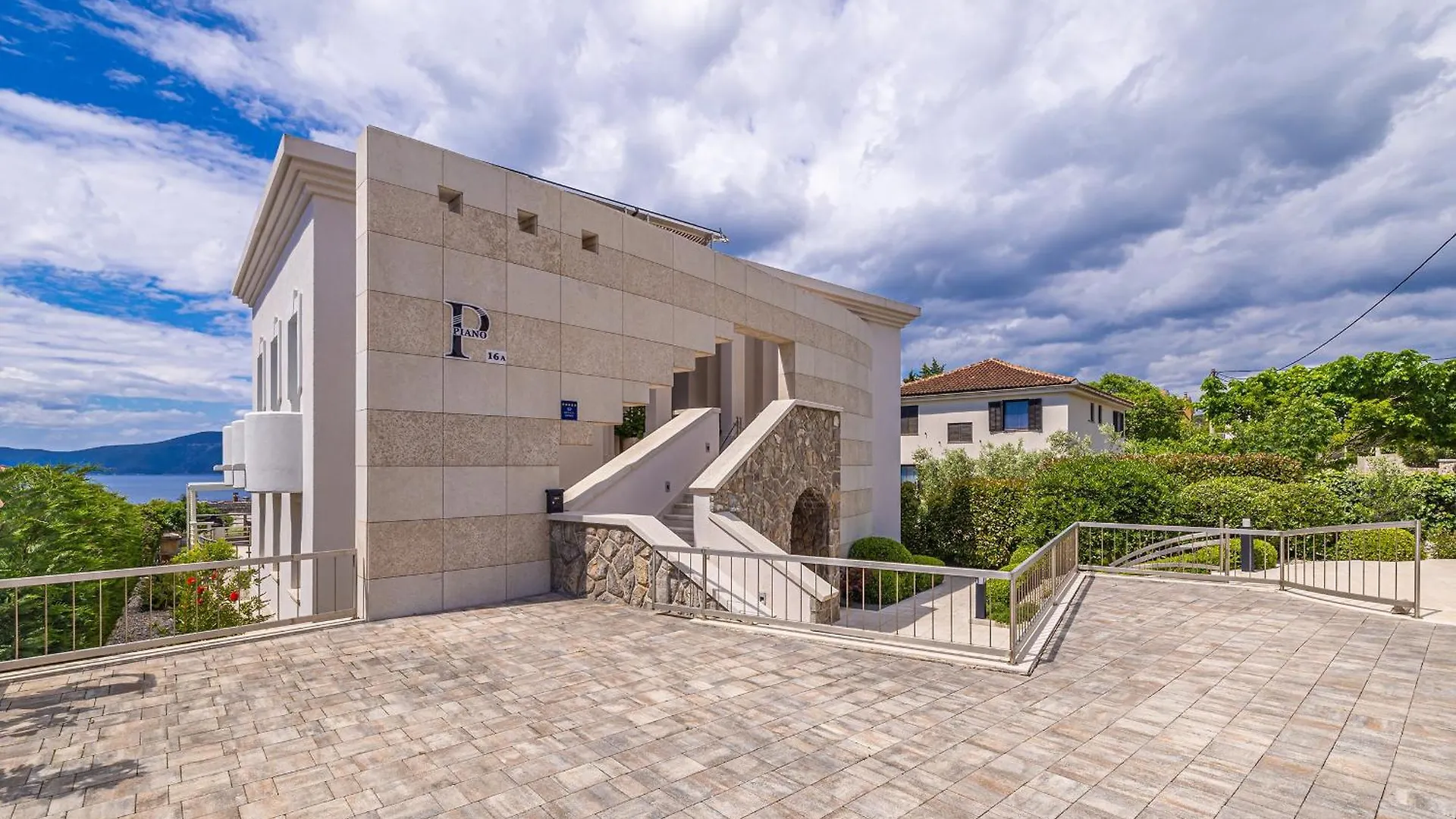 Villa Piano Pinezici